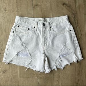 Abercrombie Curve Love Mid Rise Boyfriend Short